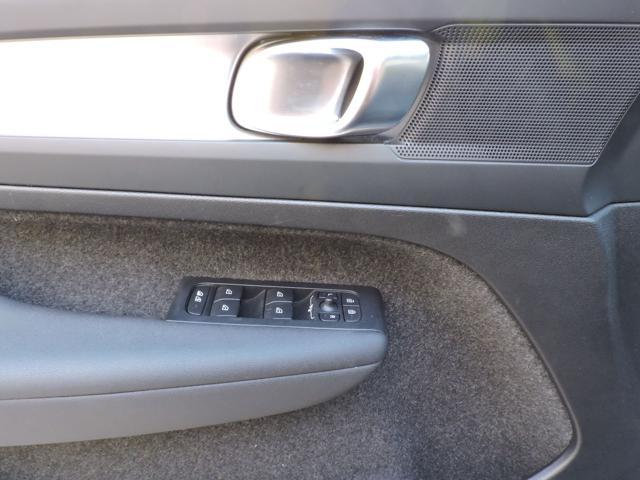 VOLVO XC40 B3 automatico Core Aziendale