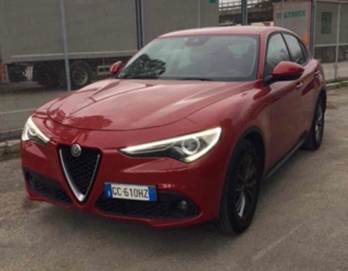 Alfa Romeo Stelvio 2.2 Turbodiesel 190 CV AT8 RWD Super