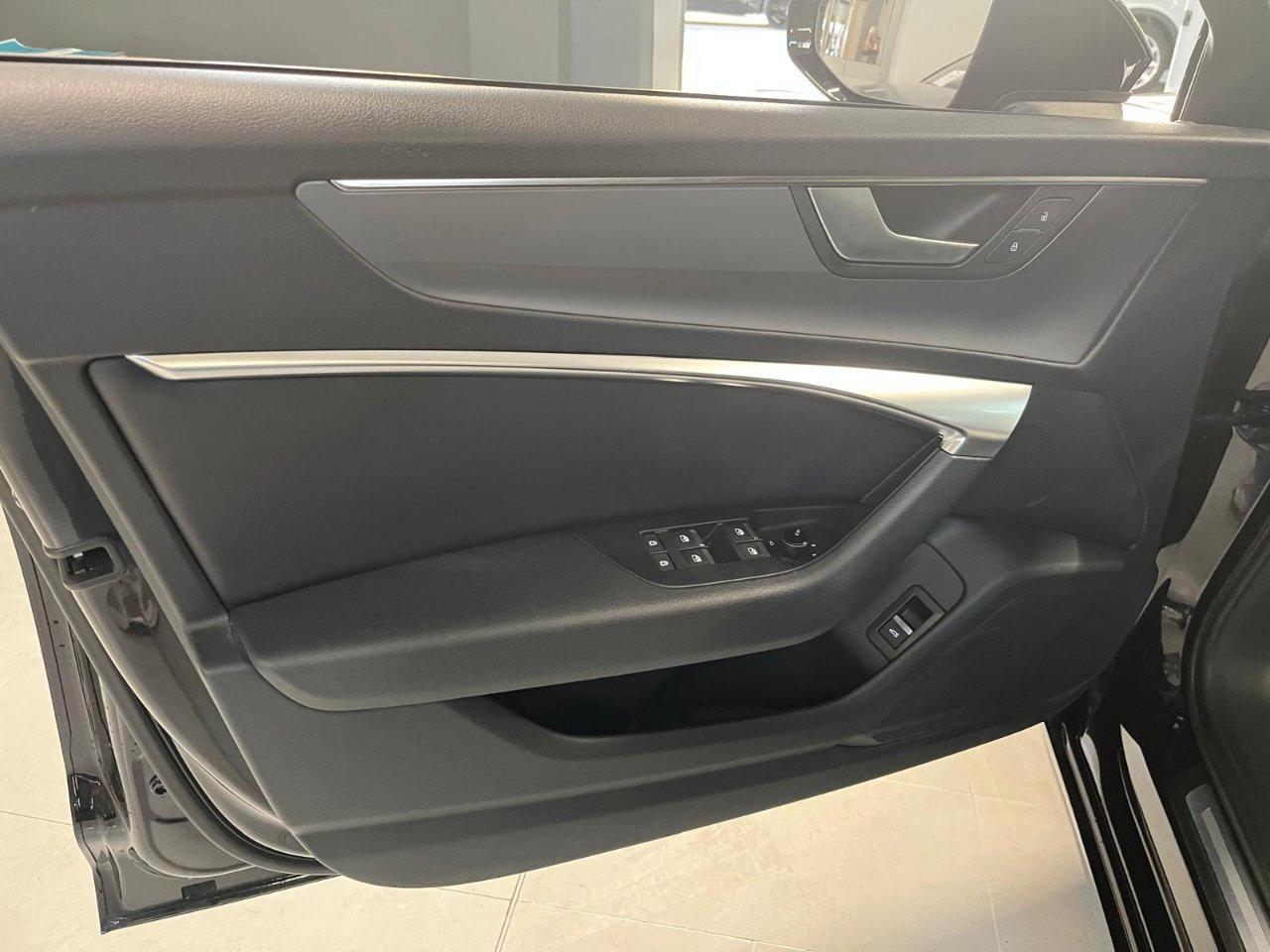 Audi A6 Avant 40 2.0 tdi mhev Business Design s-tronic