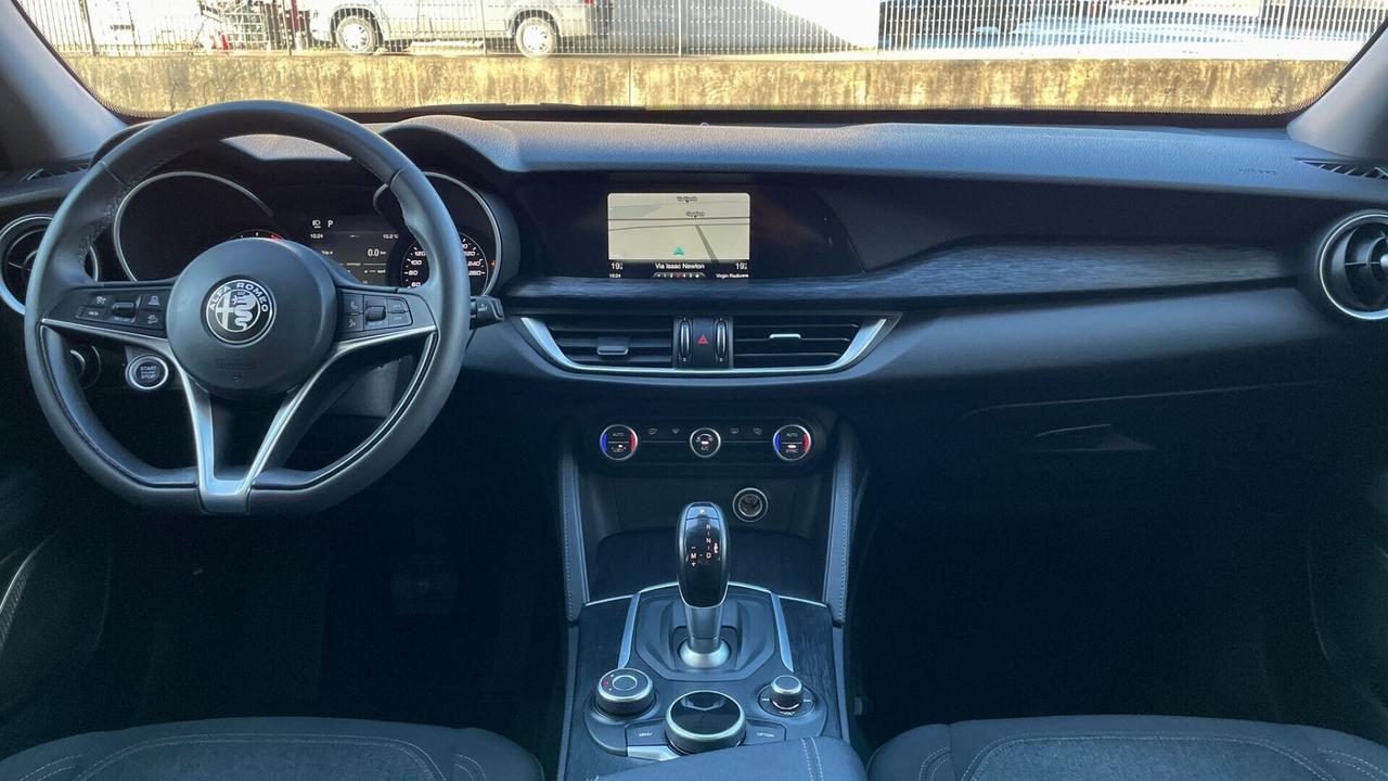 ALFA ROMEO STELVIO 2.2 TURBODIESEL AT8 Q4 190CV – LED, PORTELLONE ELETTRICO, CRUISE CONTROL