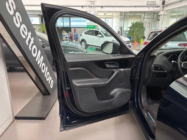 JAGUAR F-Pace 2.0 D 180 CV aut. Prestige