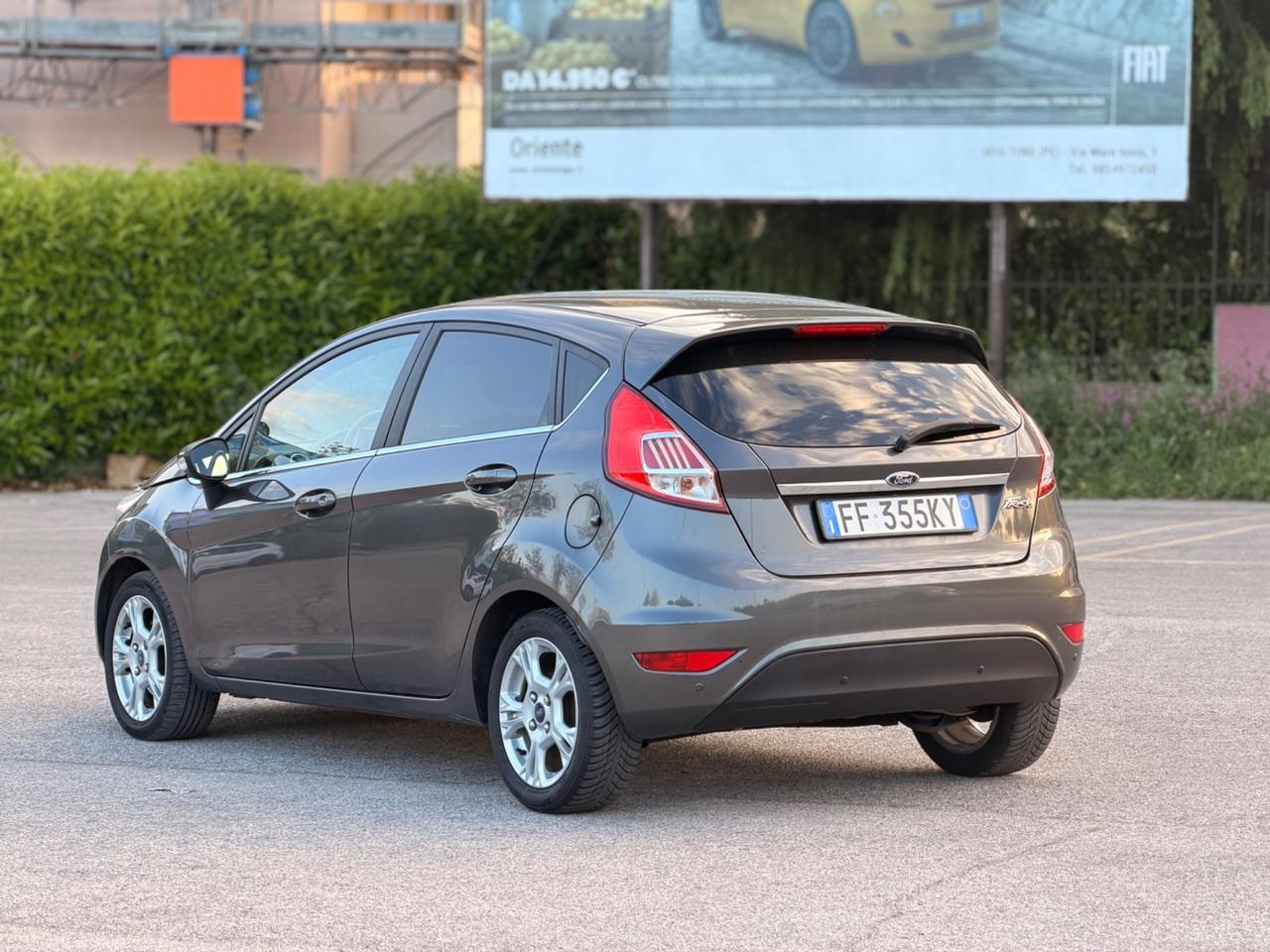 Ford Fiesta 1.5 TDCi 75CV 5 porte Titanium