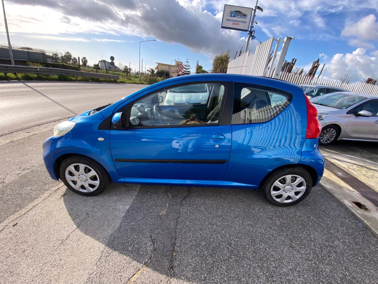 Peugeot 107 1.0 68CV 3p. Desir