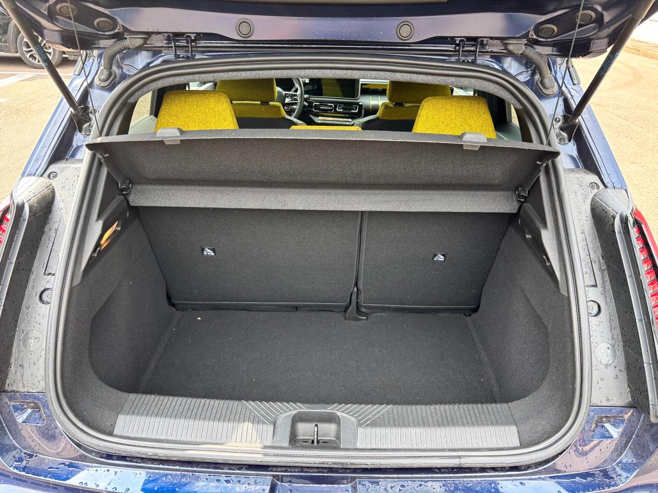 Renault 5 E-Tech Electric Blu
