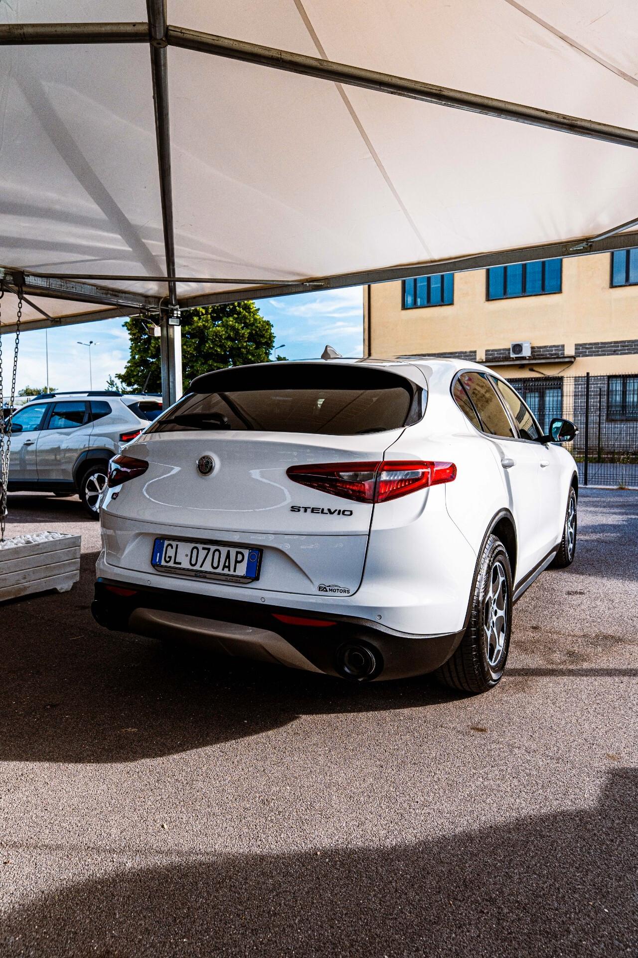 Alfa Romeo Stelvio 2.2 Turbodiesel 190 CV AT8 Q4 - solo 65000km