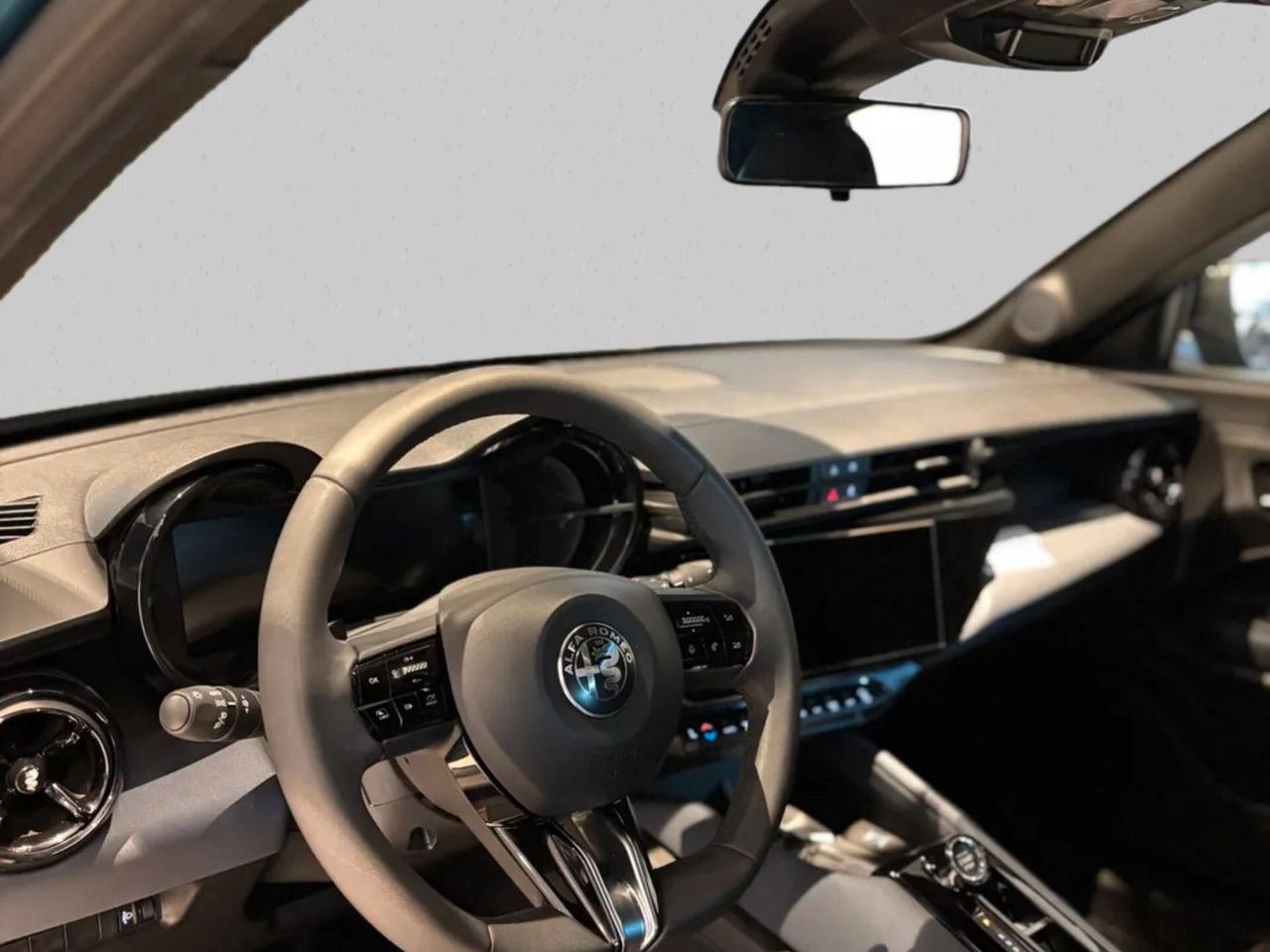 Alfa Romeo Junior 1.2 145 CV Hybrid eDCT6 Ti