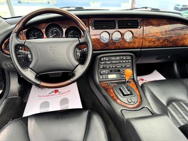 JAGUAR XK8 4.0i V8 Convertibile