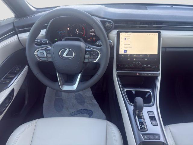 LEXUS LBX LBX Hybrid Elegant