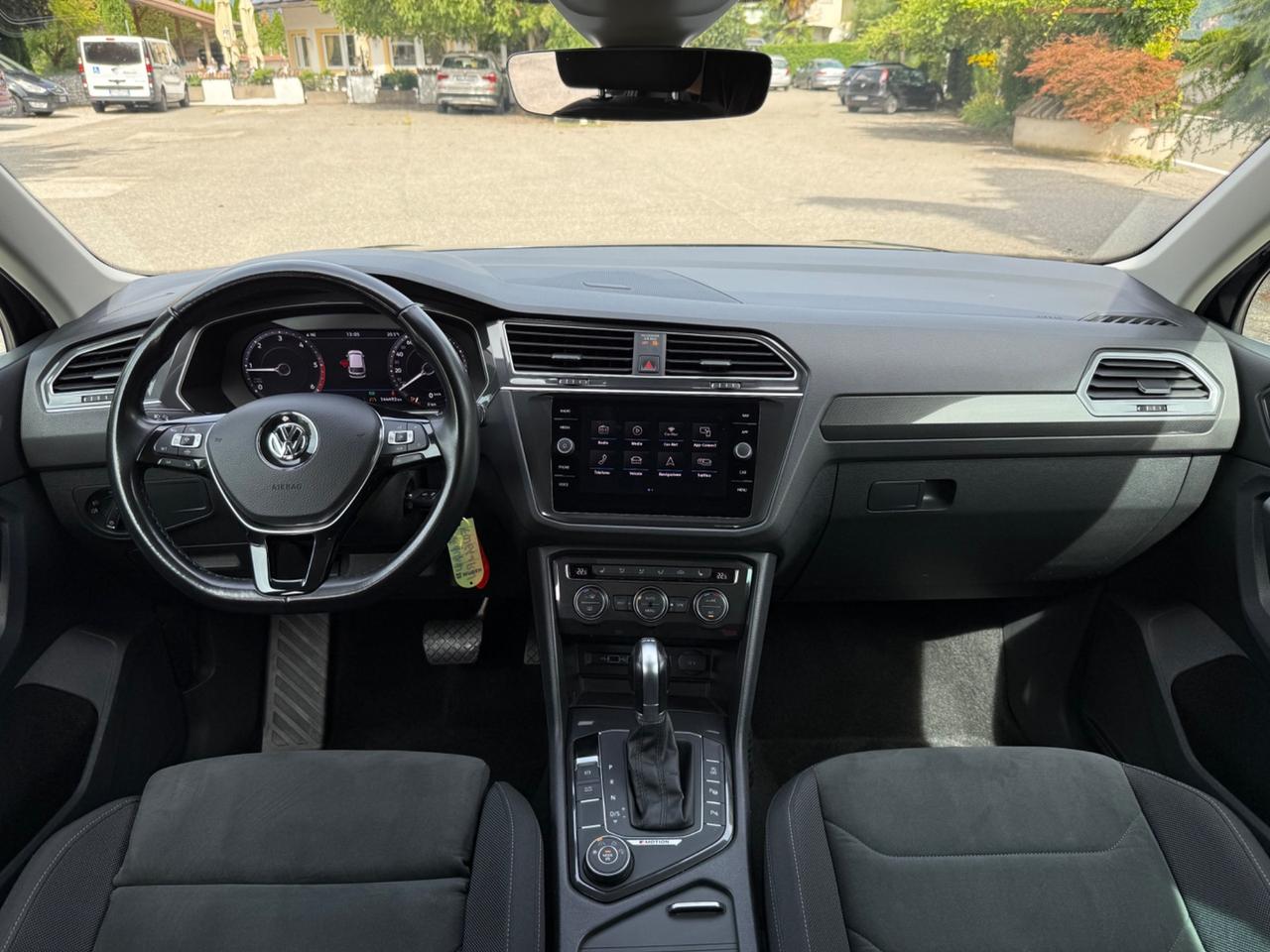 Volkswagen Tiguan 2.0 TDI SCR DSG 4MOTION Sport BMT