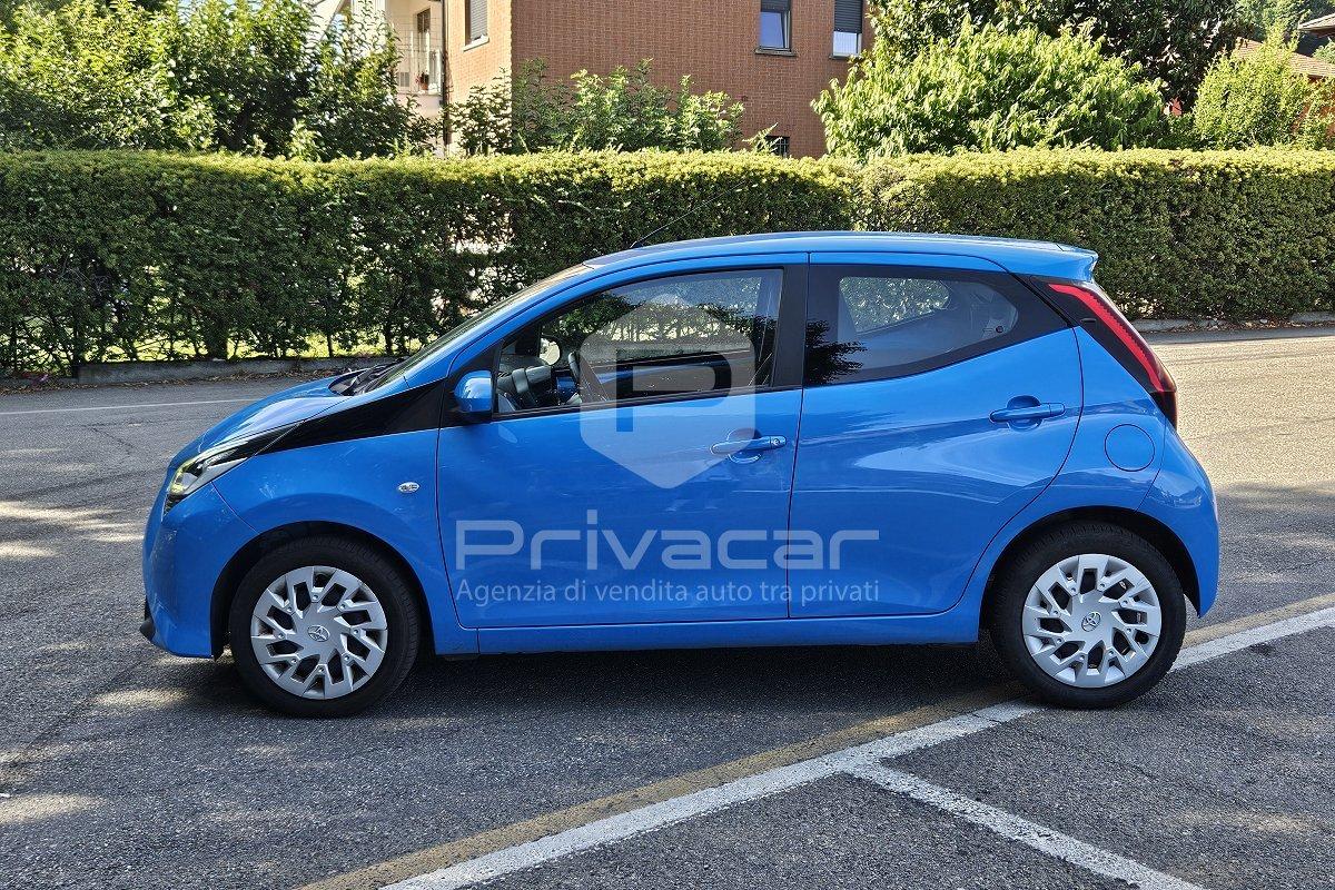 TOYOTA Aygo Connect 1.0 VVT-i 72 CV 5 porte x-play