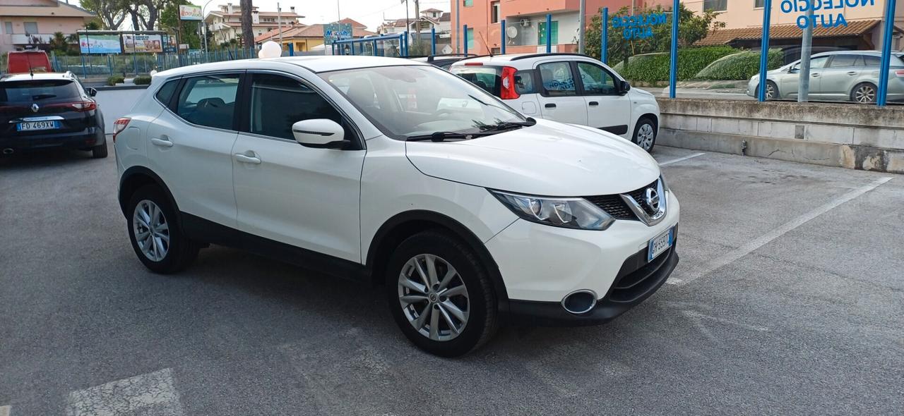 Nissan Qashqai 1.5 dCi Tekna