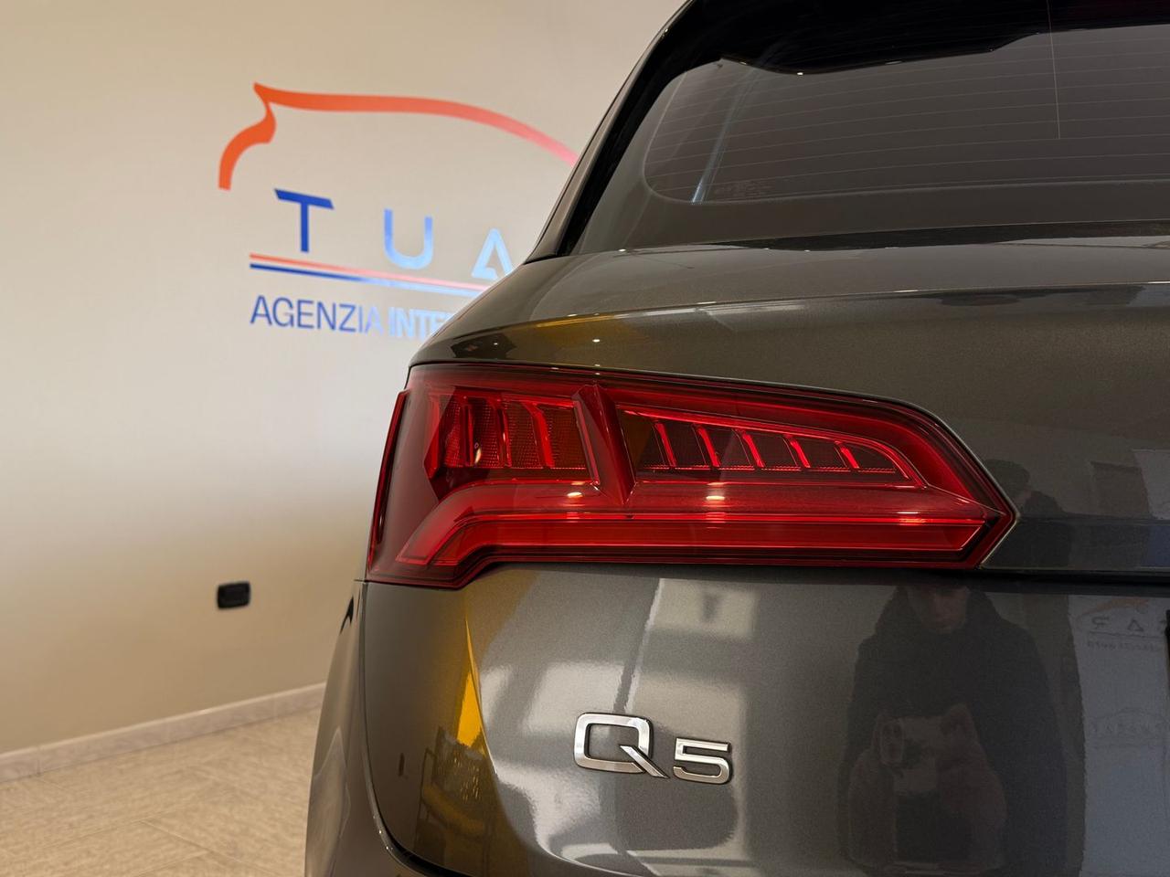 Audi Q5 S Line Plus 2.0 40 TDI #9708