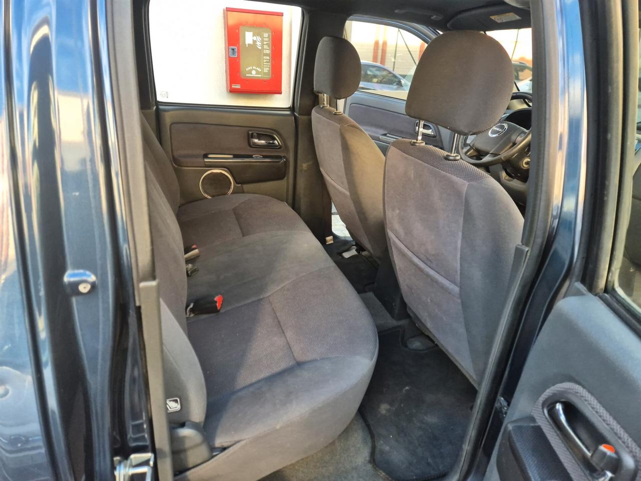 Isuzu D-Max 3.0 TD 4WD LS 5 posti - cambio automatico - gancio traino