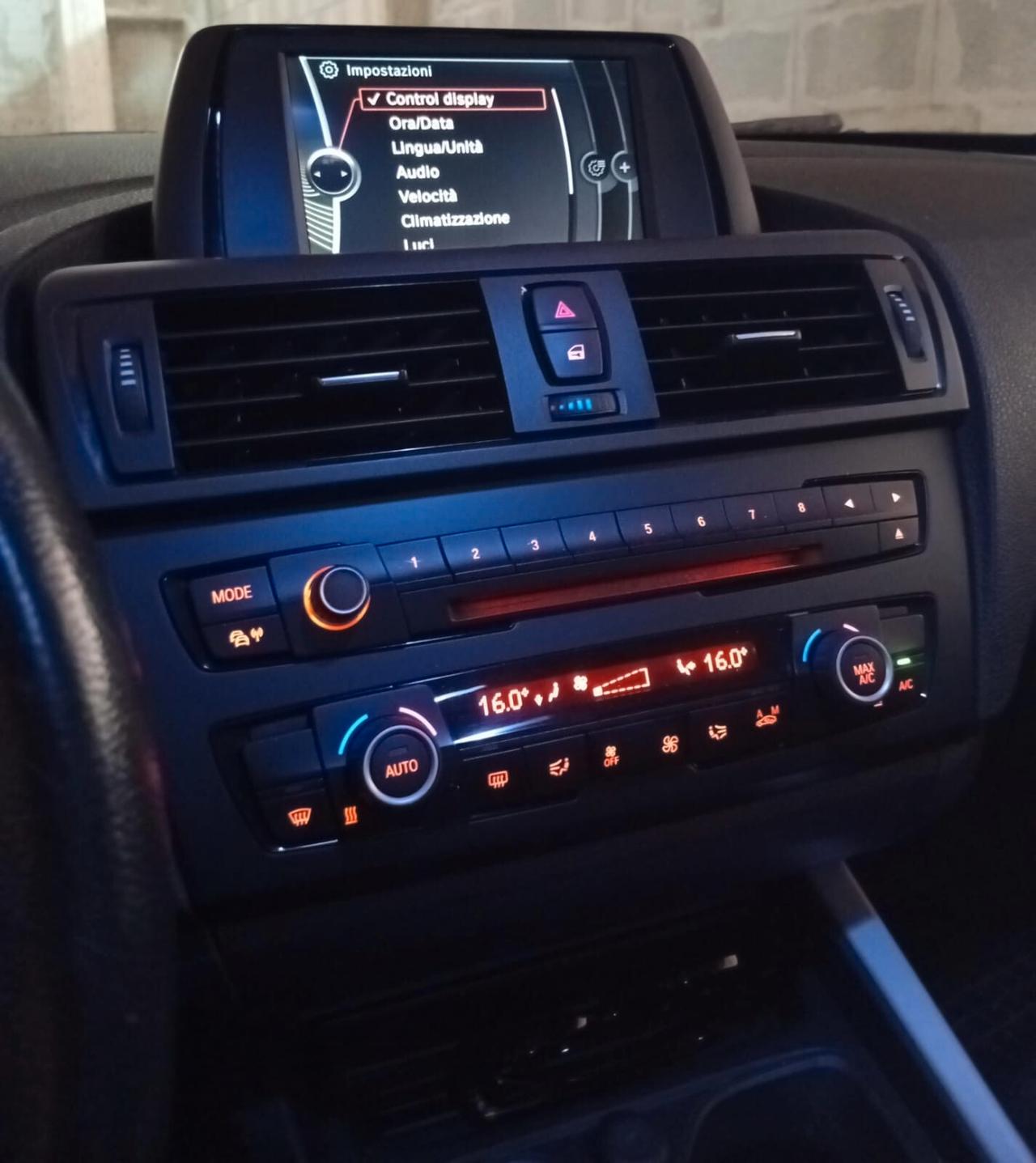 Bmw 118 118d 5 porte Unique