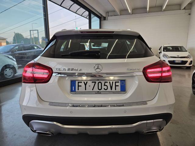 Mercedes-Benz GLA 220 GLA-X156 2017 d Sport 4matic 170cv auto