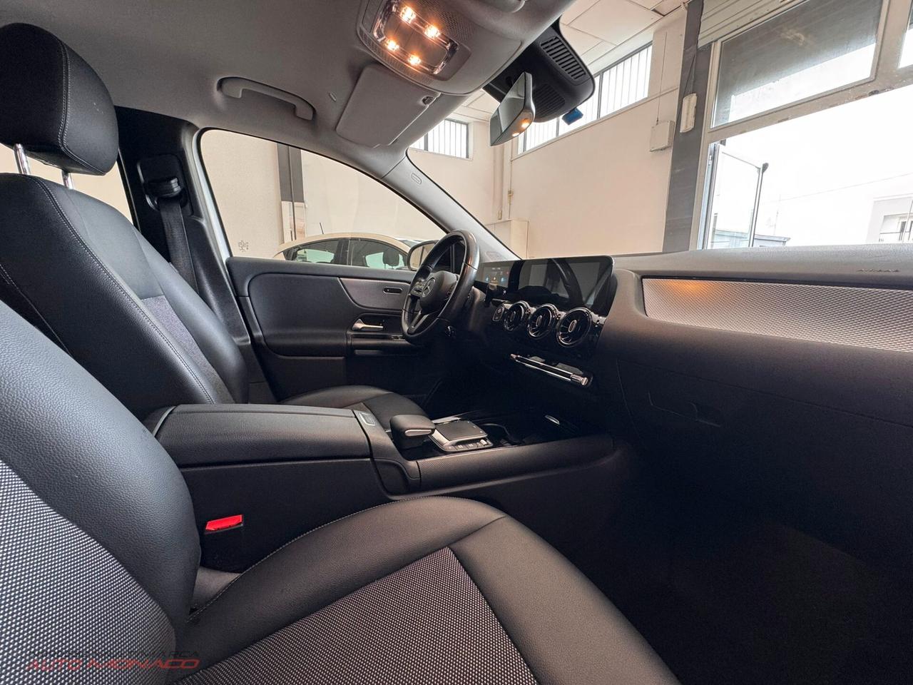 Mercedes-benz GLA 180d Sport 2021