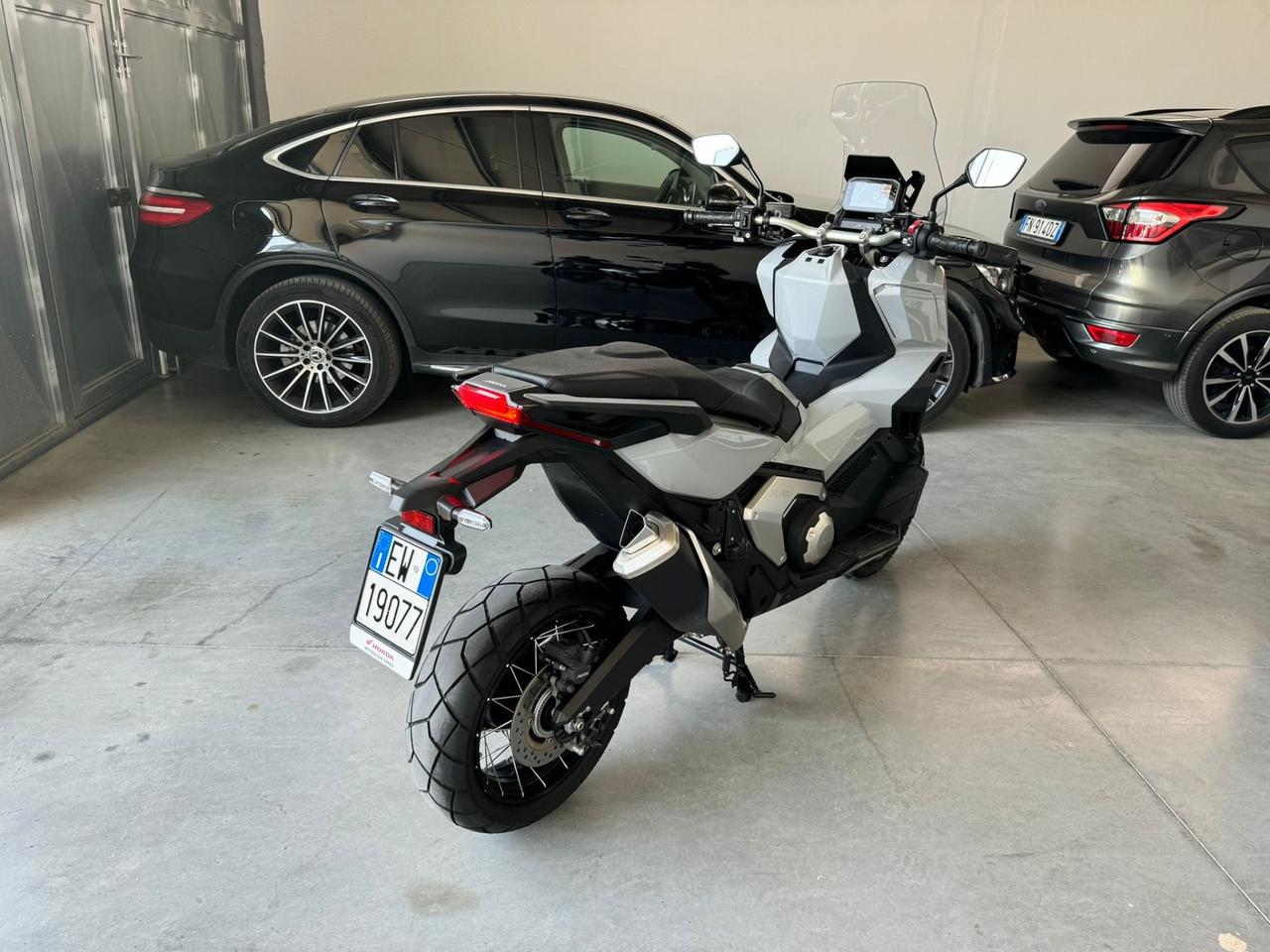 Honda XADV GRIGIO FINANZA 2021