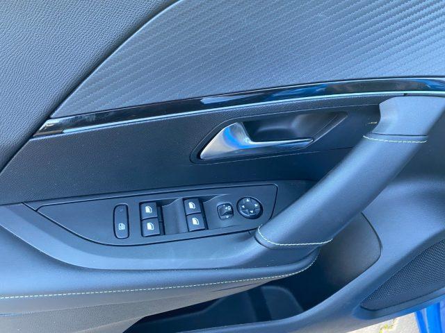 PEUGEOT 2008 PureTech 130 S&S GT Line