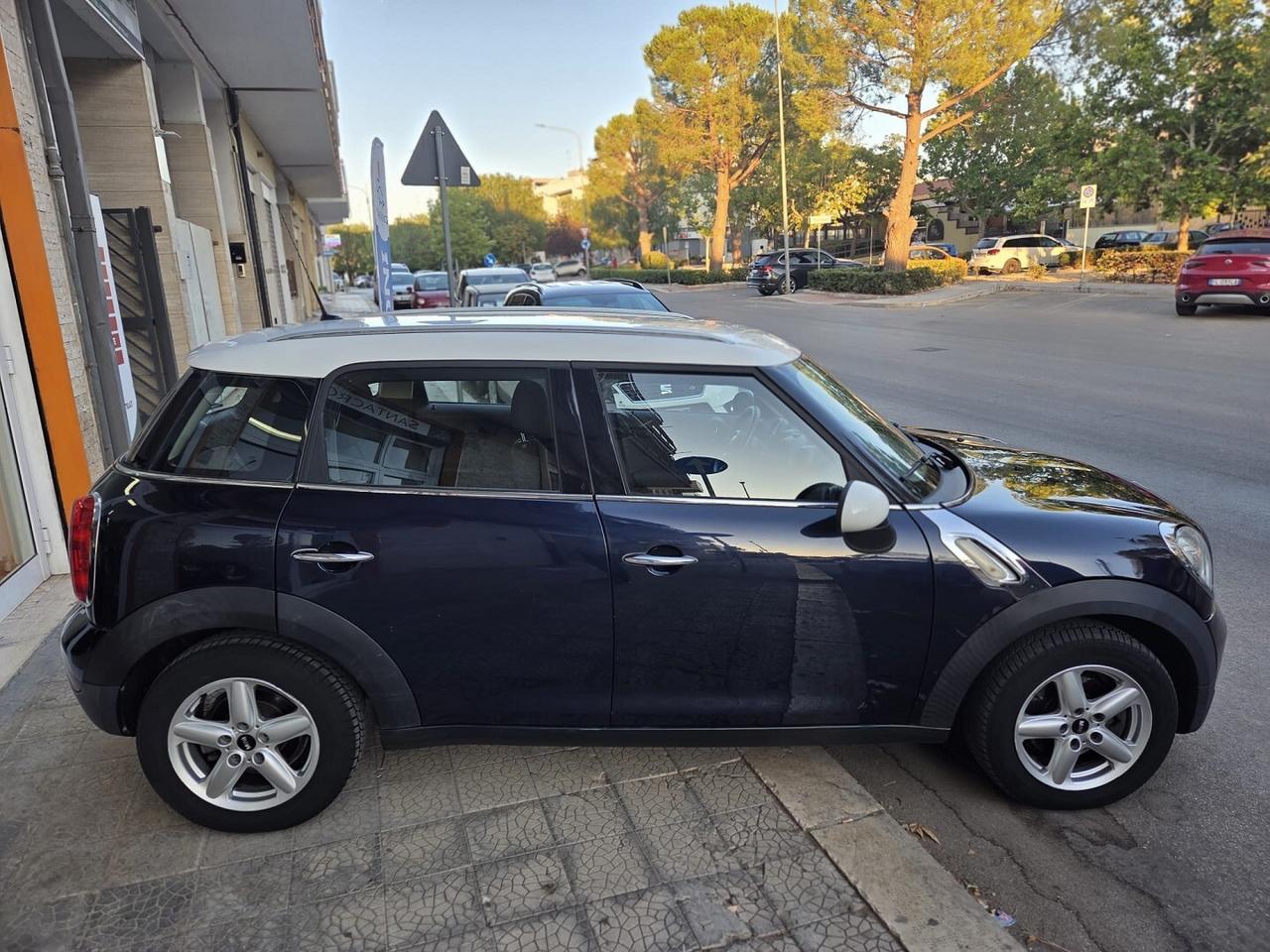 MINI COUNTRYMAN 1.6 COOPER D