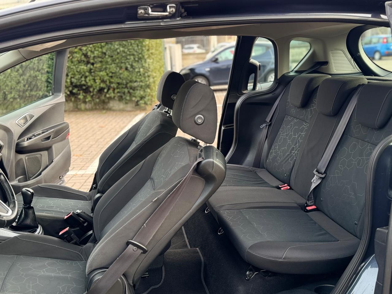 Ford B-Max 1.5 TDCi CELL 320 147 1147