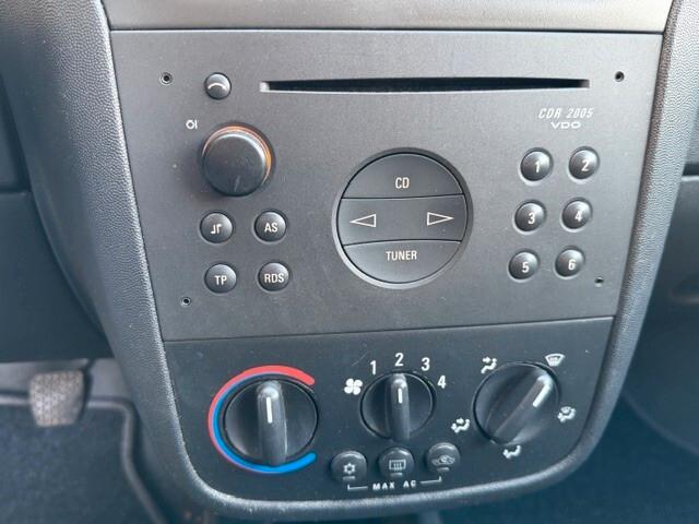 Opel Corsa 1.2i 16V cat 3 porte Comfort Euro 4 adatta a neopatentati