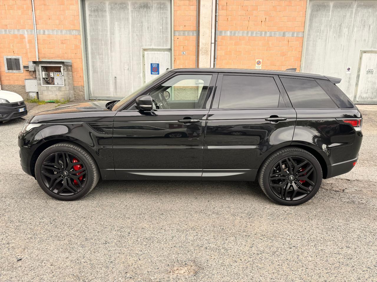 Land Rover Range Rover Sport Range Rover Sport 3.0 TDV6 Black & White Edition