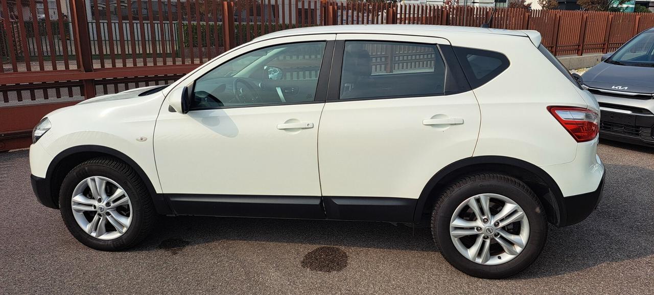 Nissan Qashqai 2.0 dCi DPF Tekna 4X4