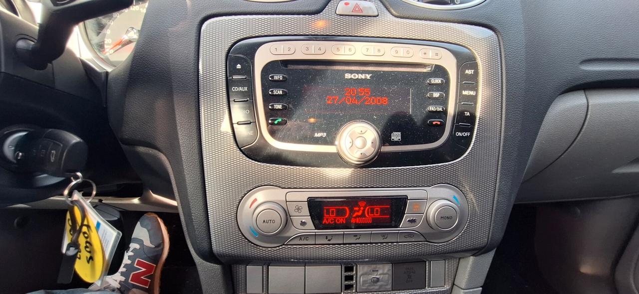 Ford Focus 5p 1.6 Titanium 115cv