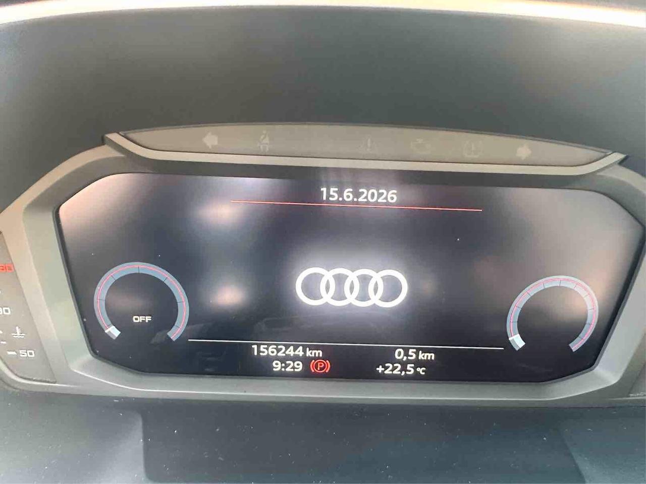 Audi Q3 35 TDI S tronic Business Advanced
