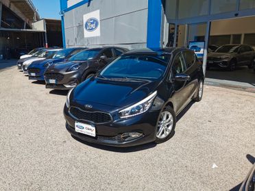 Kia Ceed 1.6 CRDi 110cv 5 porte Cool