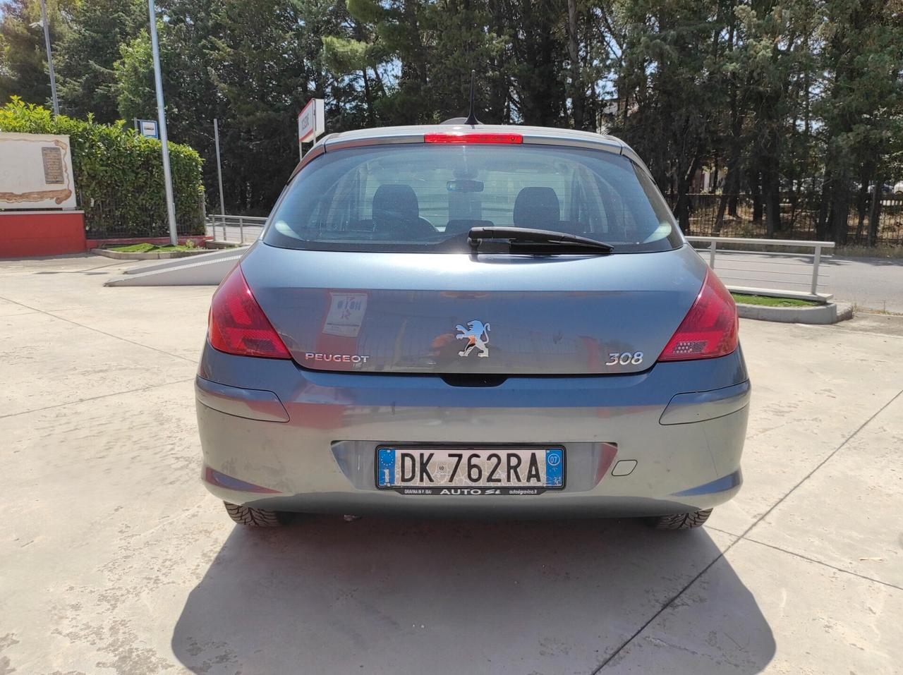 Peugeot 308 1.6 HDi - 90cv NEOPATENTATI