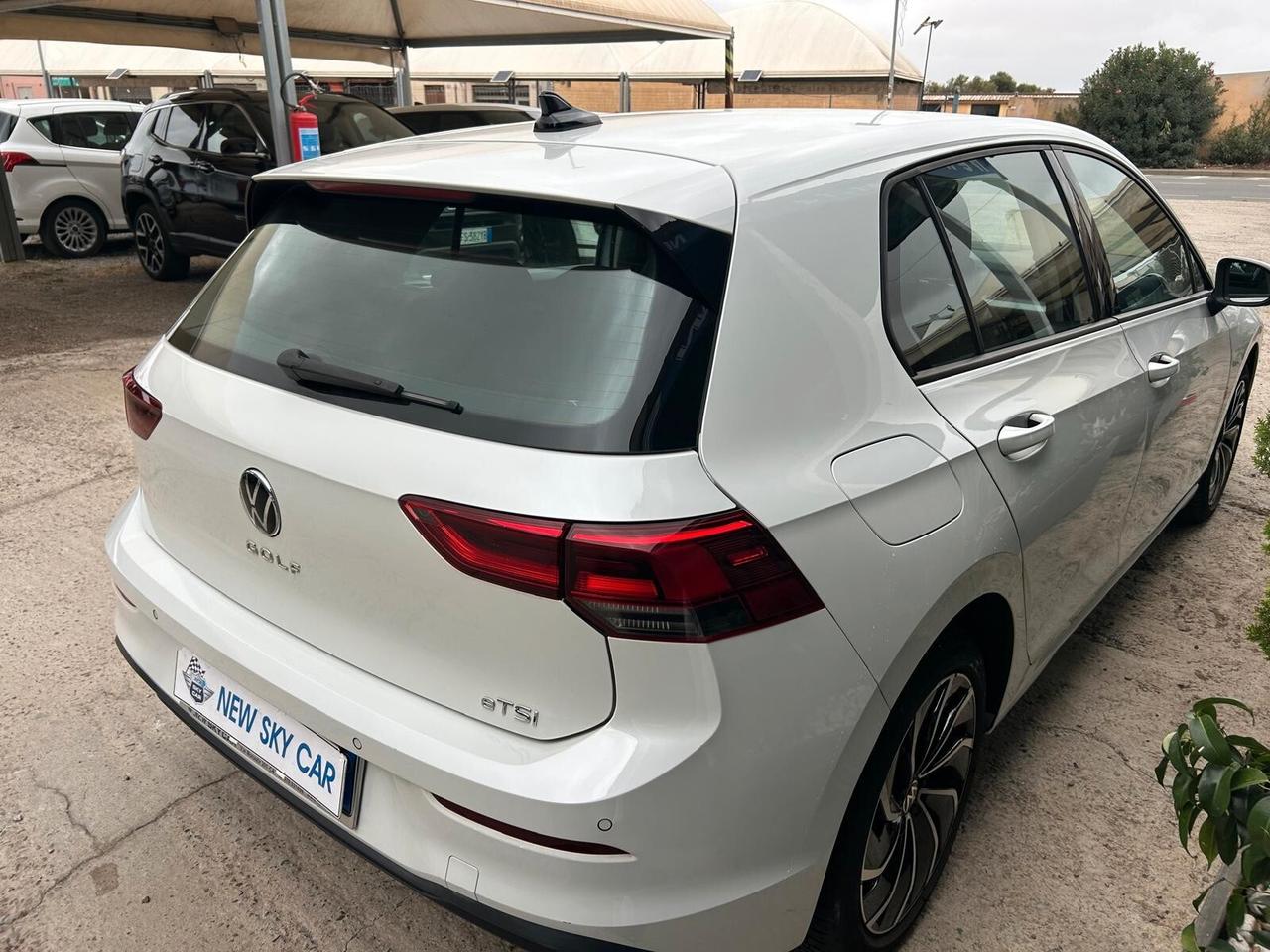 Volkswagen Golf 1.0 eTSI EVO DSG Life IVA ESPOSTA