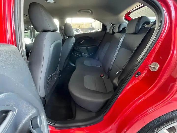 Kia Rio 1.1 CRDi WGT 5p. EX