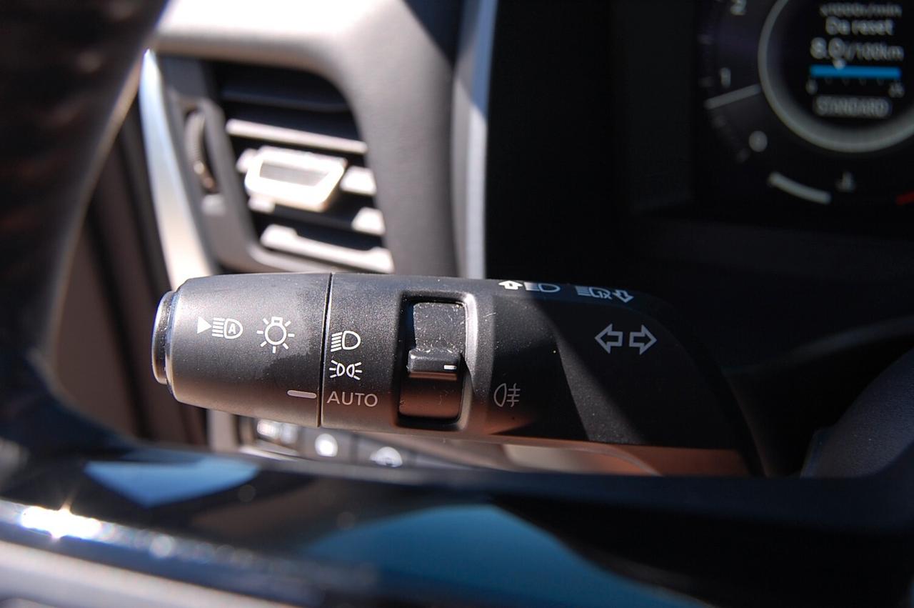 Nissan Qashqai MHEV 140 CV N-Connecta