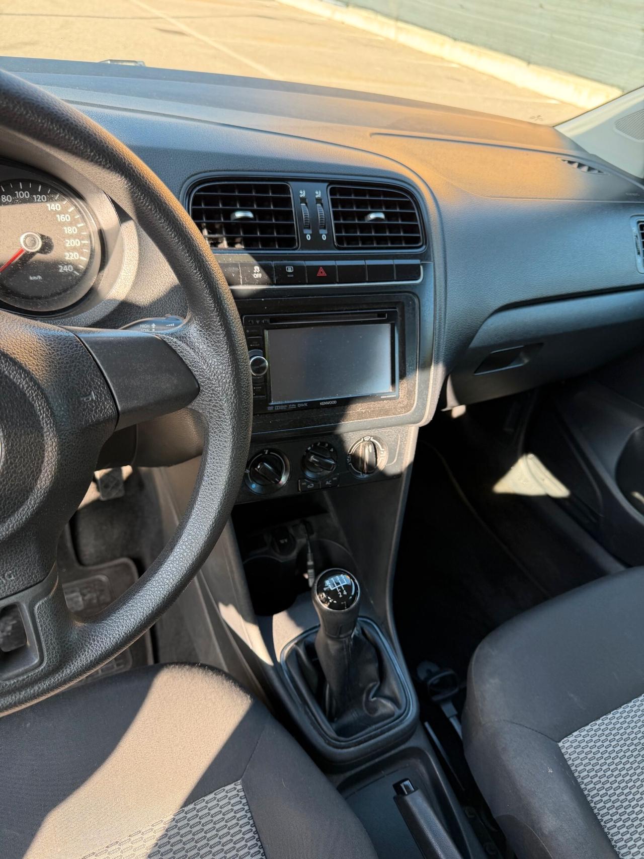 Volkswagen Polo 1.2 - NEOPATENTATI - 12 MESI DI GARANZIA -