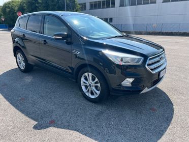 Ford Kuga 1.5 TDCI 120 CV S&S 2WD Powershift Edition