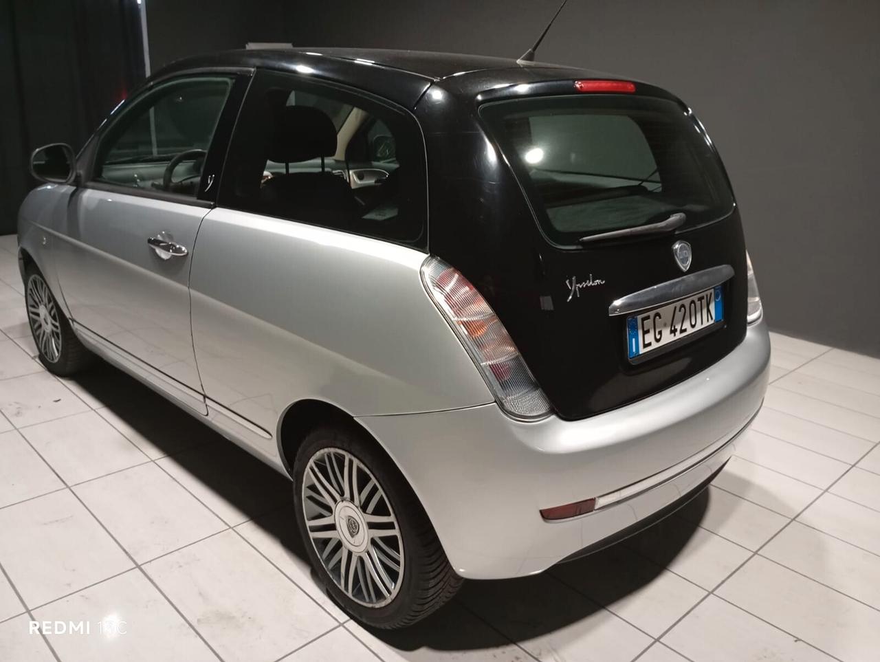 Lancia Ypsilon del 2011 1200 benzina neopatentati