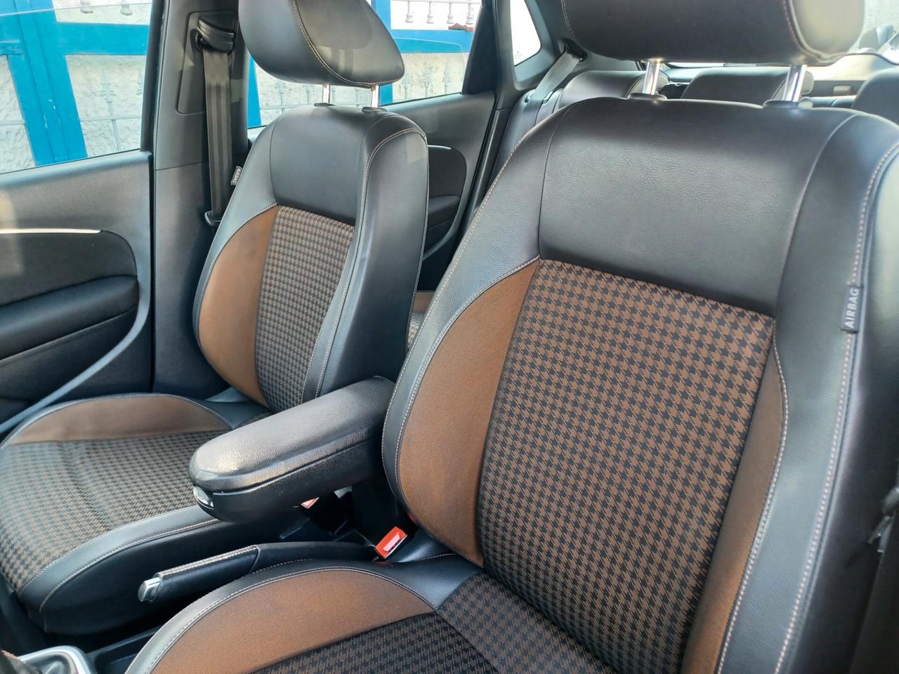 Volkswagen Polo 1.4 TDI HIGHLINE ANNO 2016
