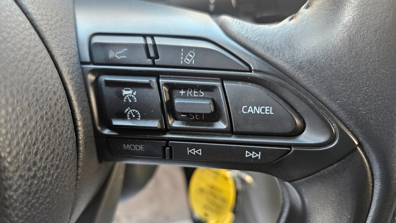 Toyota Yaris Cross 1.5h Active fwd 116cv e-cvt