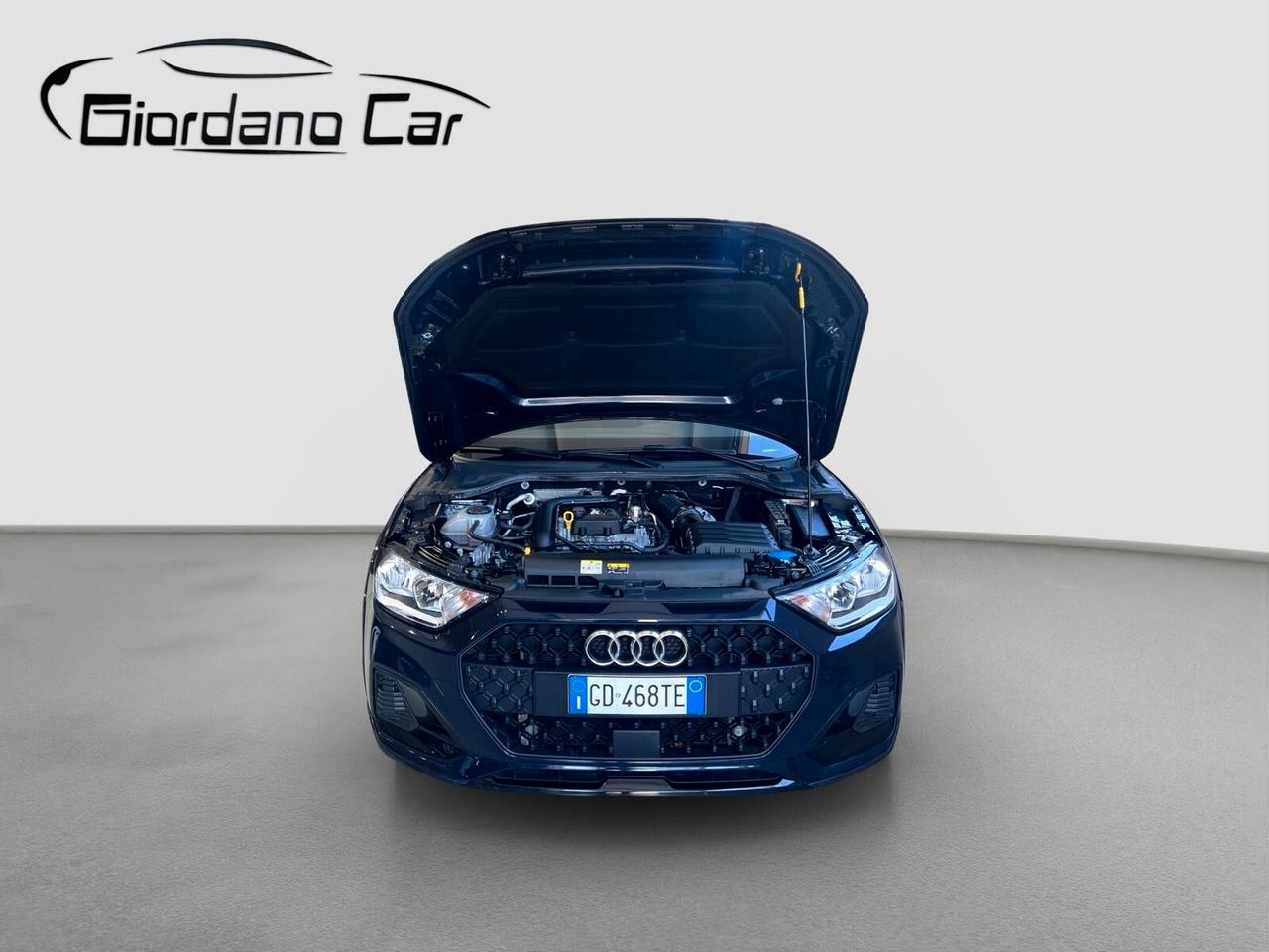 Audi A1 citycarver 30 TFSI S tronic Identity Contrast