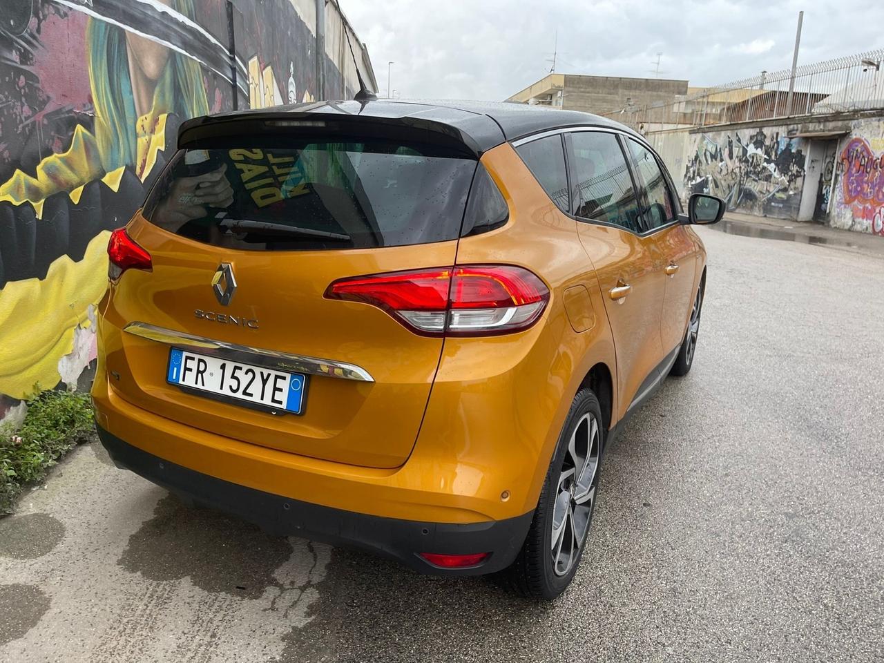 Renault Scenic 1.5 dCi 8V 110 CV automatico