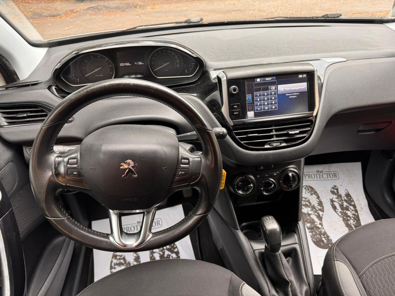 Peugeot 208 PureTech 82 5 porte Allure 1.2 E6 GARANZIA 1 ANNO