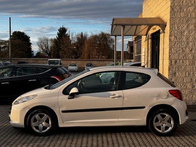 Peugeot 207 1.4 8V 75CV 3p. Energie Sport ECO GPL