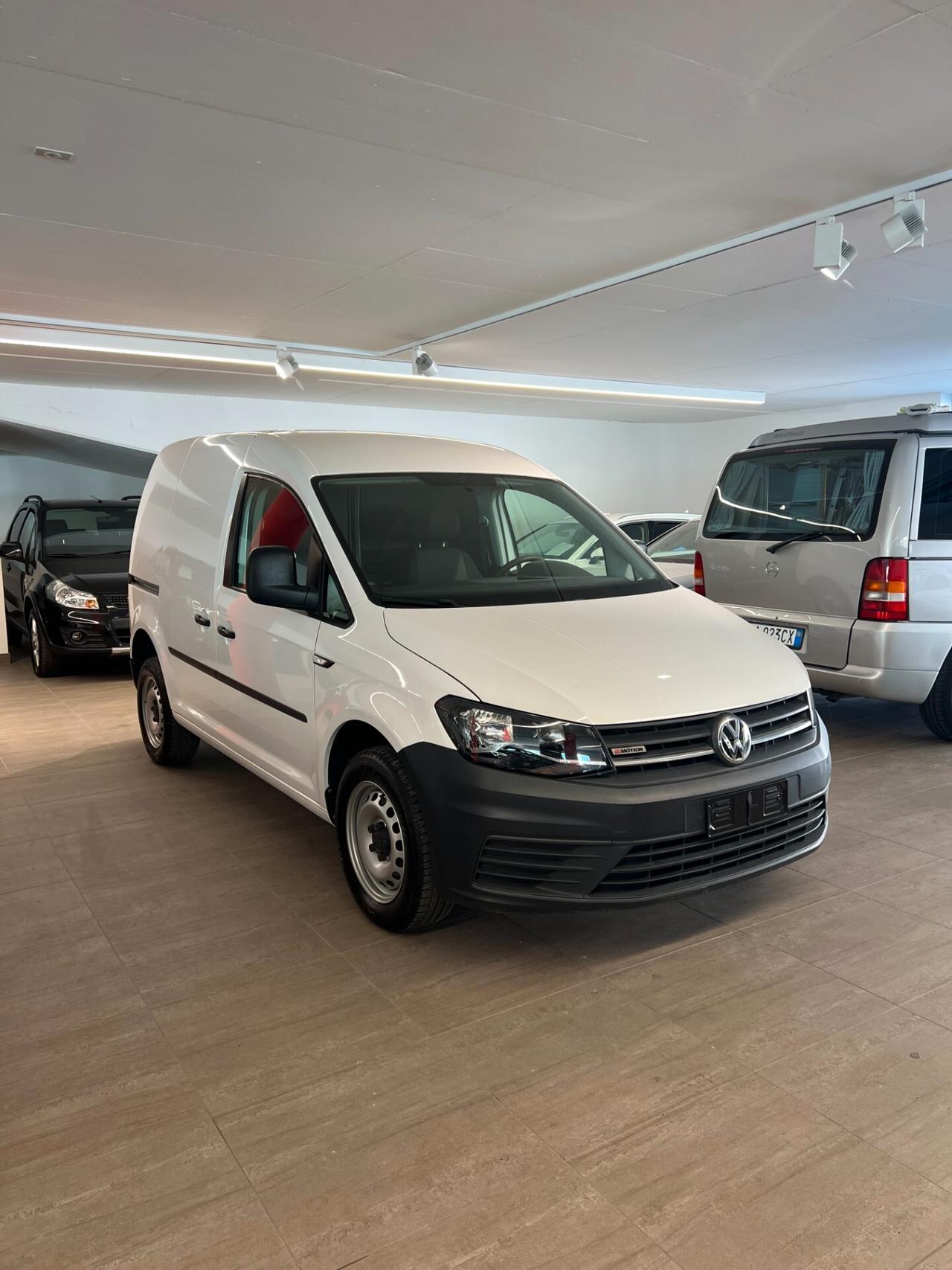 Volkswagen Caddy 2.0 TDI 4×4 122PS EURO6 FÜHRERSCHEINNEULING