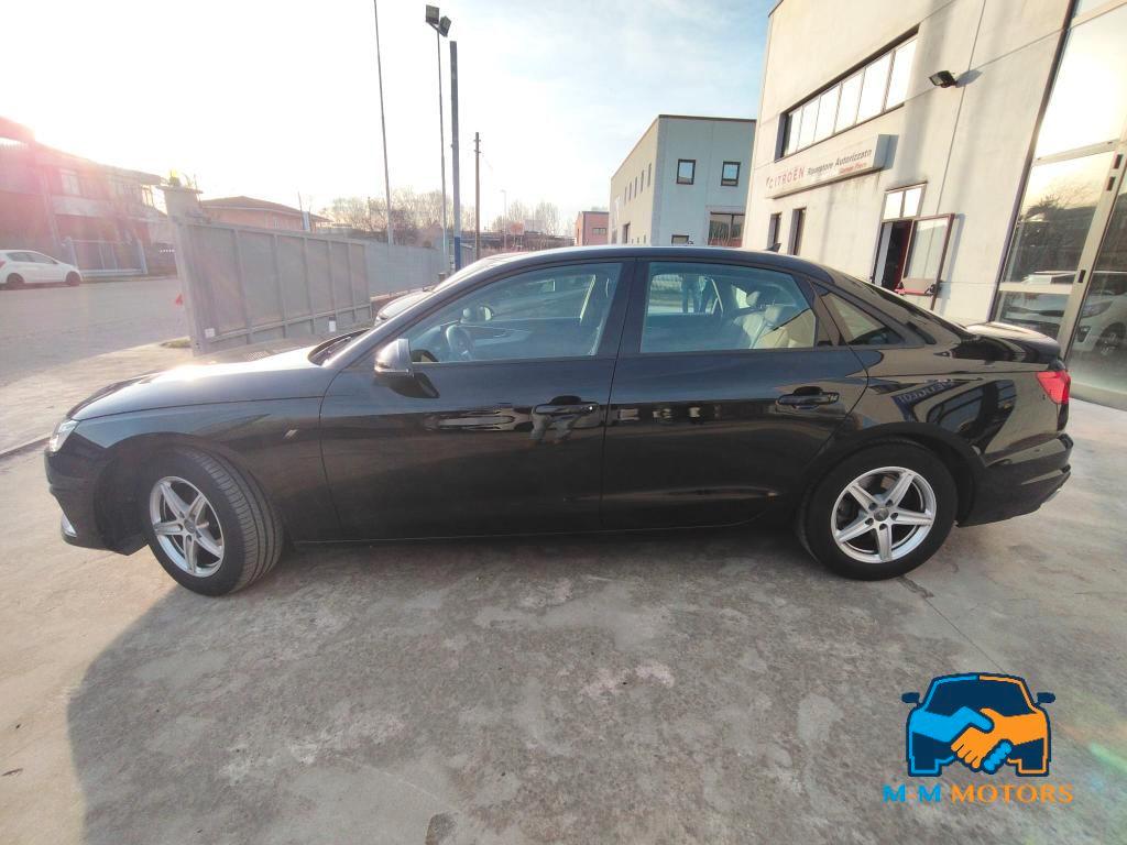 Audi A4 Berlina A4 35 2.0 tfsi mhev Business 150cv s-tronic