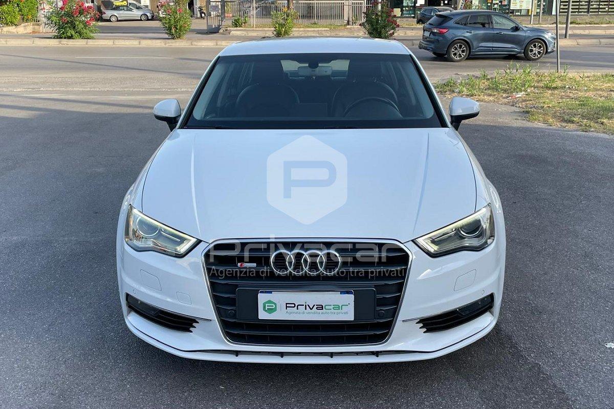 AUDI A3 Sedan 1.6 TDI clean diesel S tronic Attraction