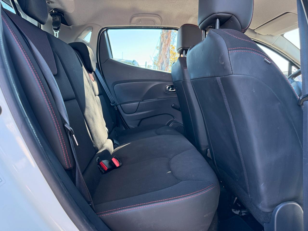 RENAULT CLIO ANNO 2014 1.2 BENZINA 75 CV