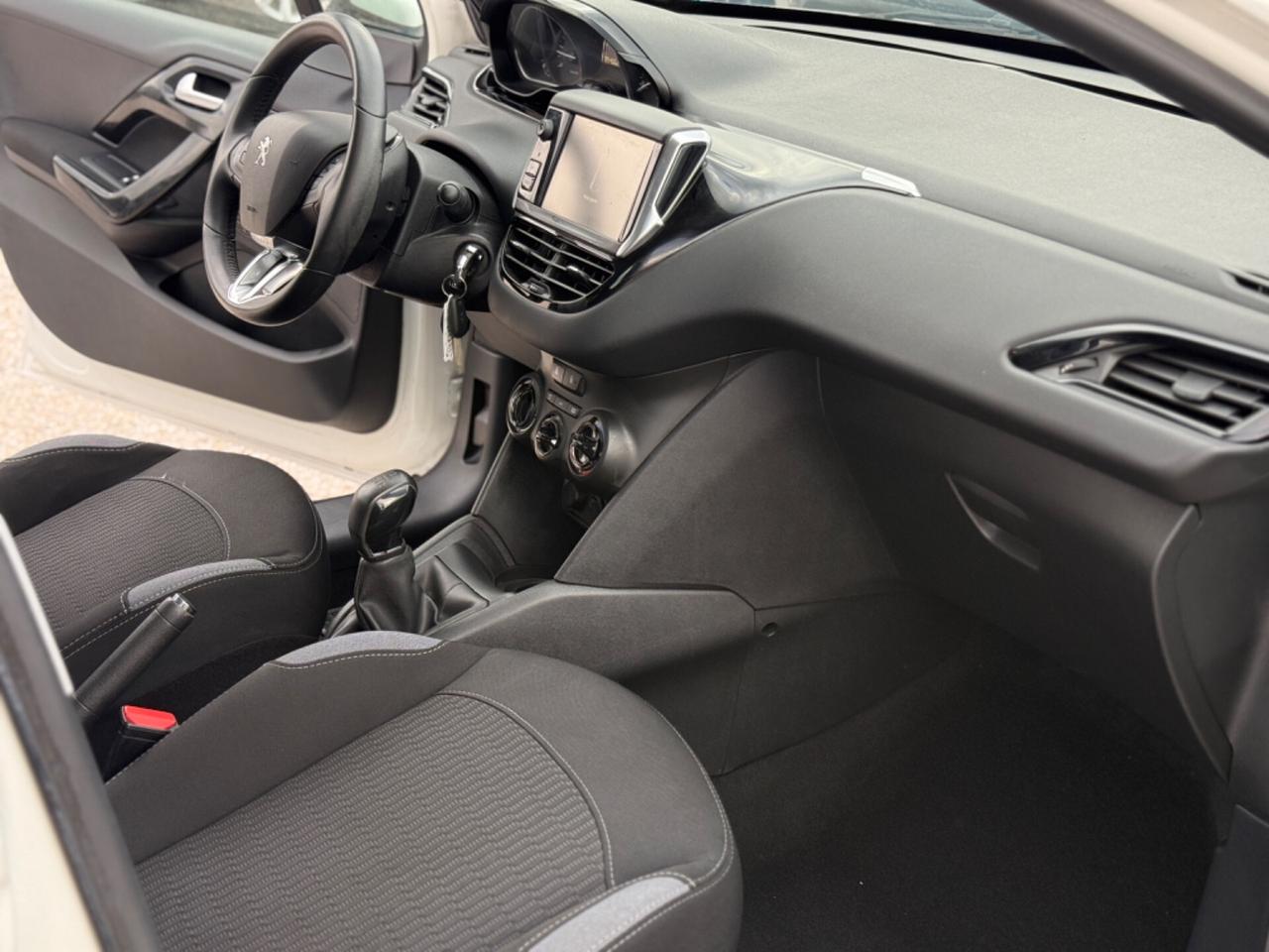 Peugeot 208 PureTech 82 5 porte Active