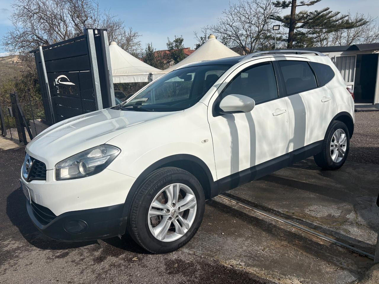 Nissan Qashqai N-TEC (7 POSTI) 2.0 dCi