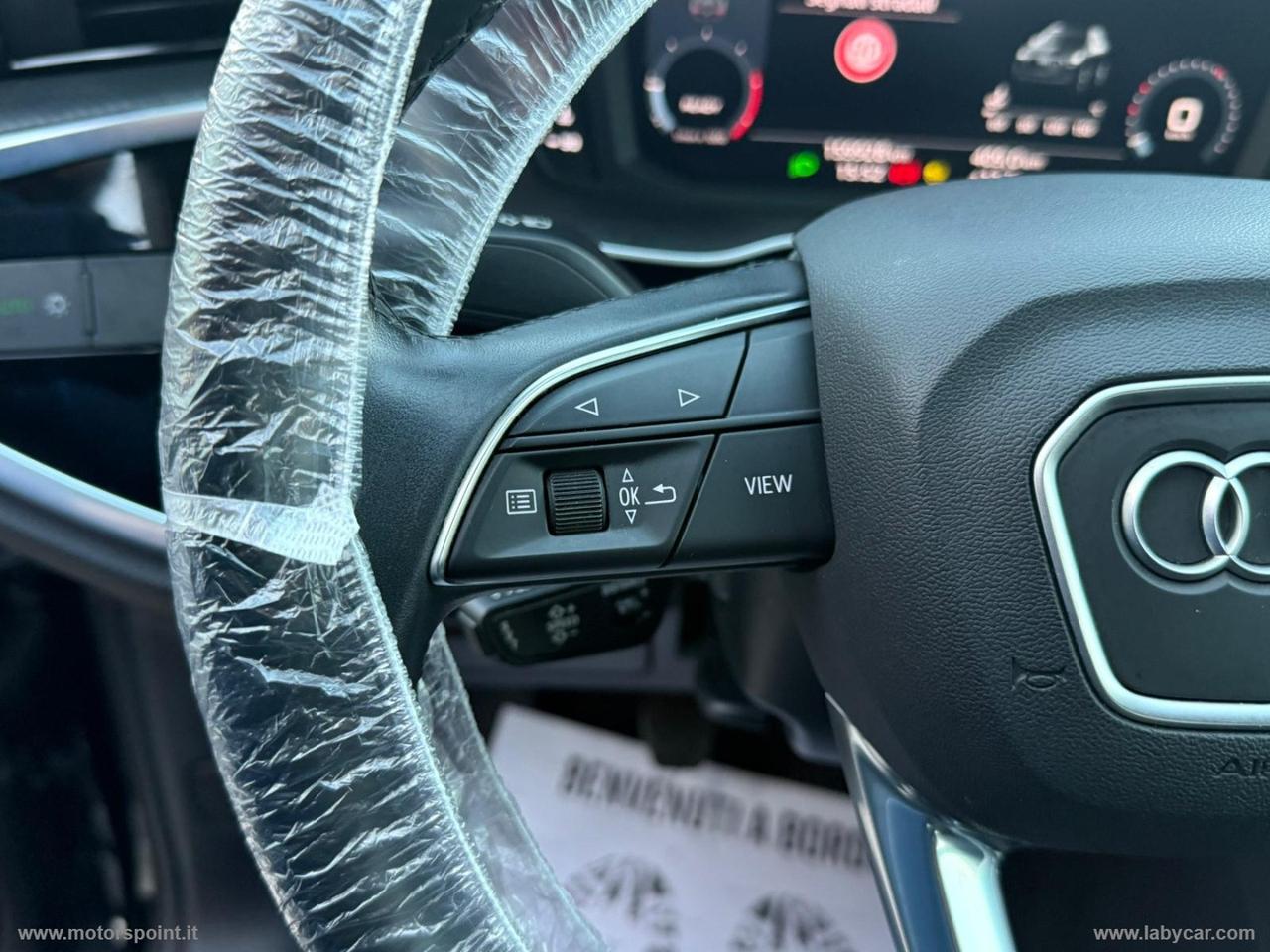 AUDI Q3 35 TDI Business